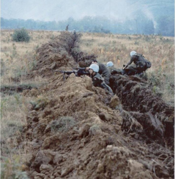 D-company-Trench-in-Medak-Procket-Croatia